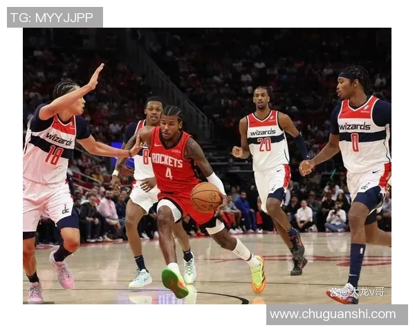 2016年NBA常规赛火箭队与勇士队精彩对决回顾与分析